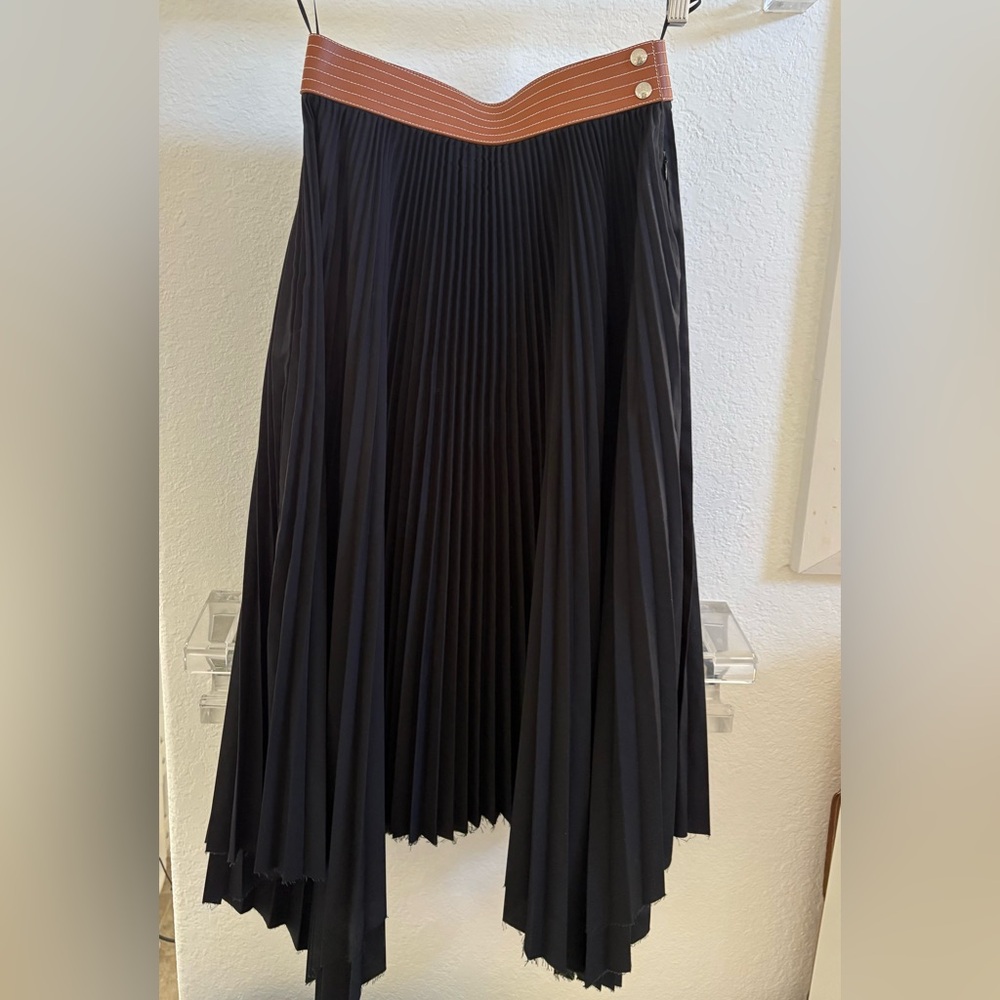 Auth Loewe Black Pleated Skirt with leather Waistband